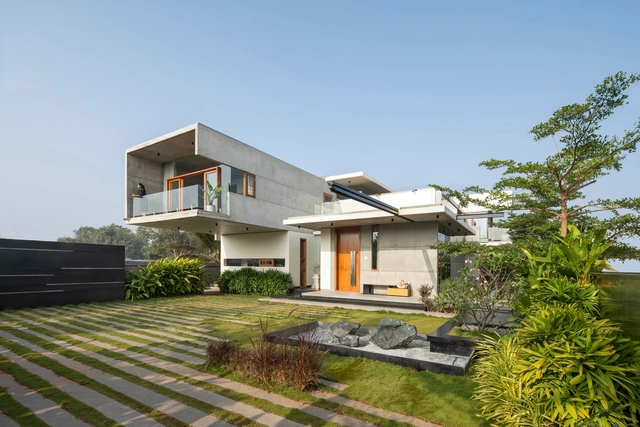 A Casa da Pedreira / Crest Architects - Casas