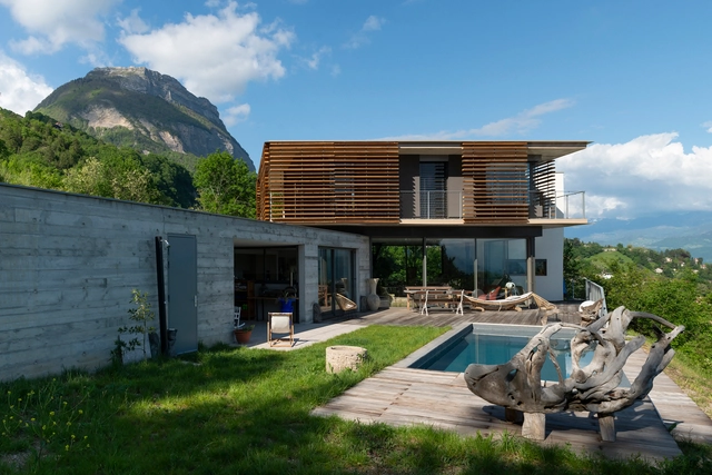 Bioclimatic Contemporary House / INDY ARCHITECTES - Exterior Photography, Sustainability & Green Design, Facade
