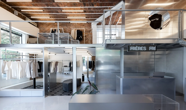 Loja FRERES II / BALI STUDIO - Loja