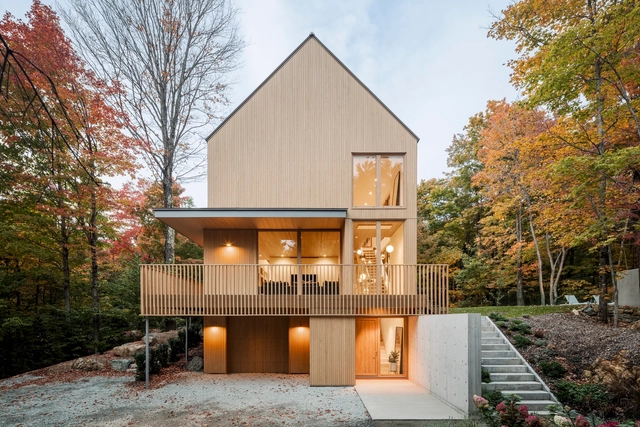 The Orford House / Thellend Fortin Architectes - Casas