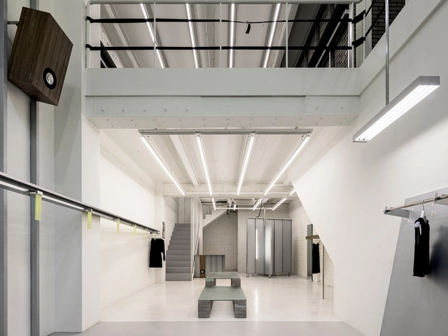 Namsan Wearhouse / unseenbird - Interiores Comerciales