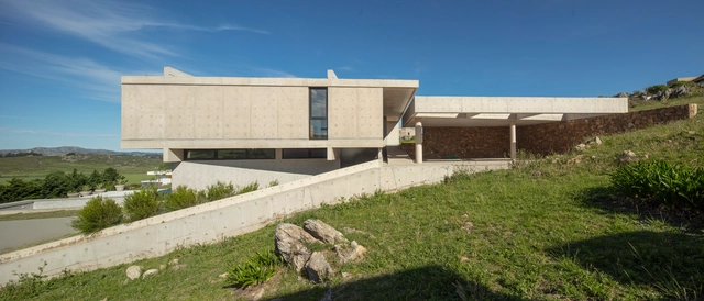 Casa R / Estudio Frolik - Casas