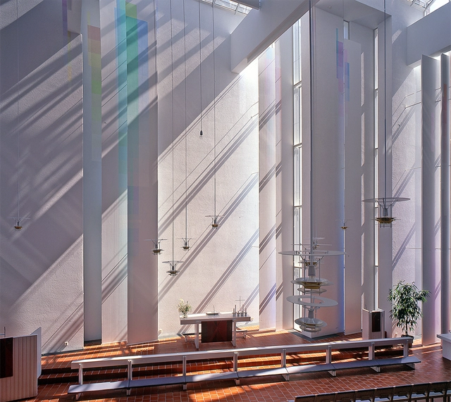 Interfaith Spaces: Architectural Responses to Religious Diversity - Featured Image