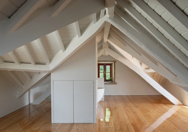 Casa da afurada / Merooficina - Fotografia de Interiores, Casas, Viga, Corrimão