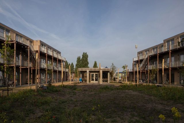 Circular Living Room and Temporary Housing / VLOT architecten - Exterior Photography, Sustainability, Facade
