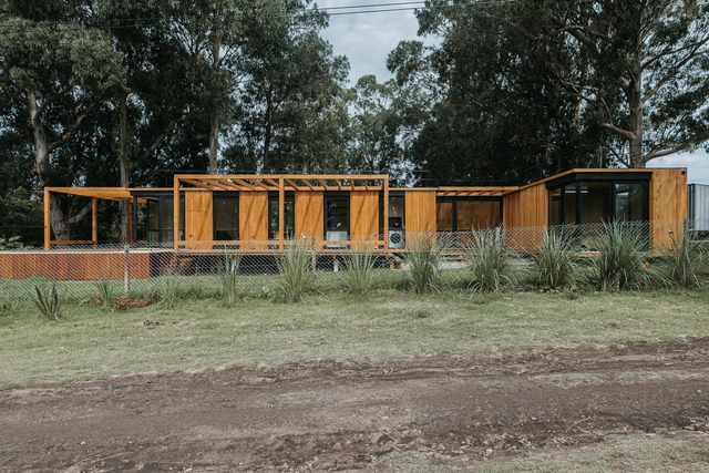 Casa de veraneo en Chapadmalal / Estudio Borrachia - Casas