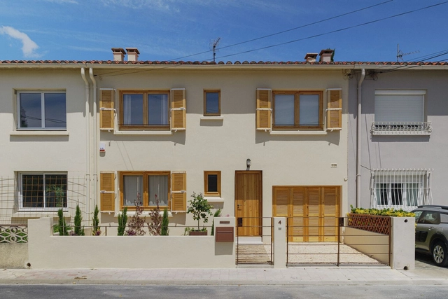 Casa B / Symbiose Interior Architecture & Design - Exterior Photography, Renovation, Door, Facade