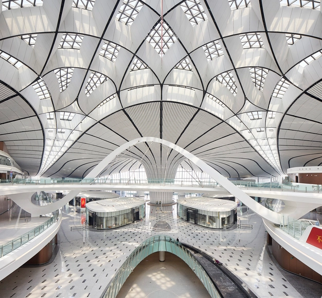 Shaping Space with Curves: Exploring the Architectural Fluidity of 4 Modern Airport Projects in South and East Asia - Featured Image