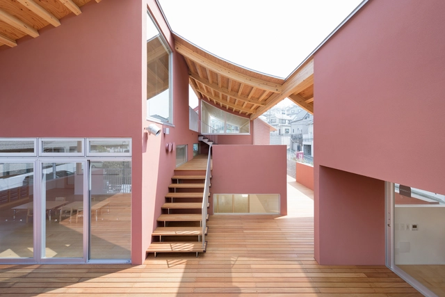 Komaoka Genkids Nursery School / Tomoyuki Kurokawa Architects - Day Care