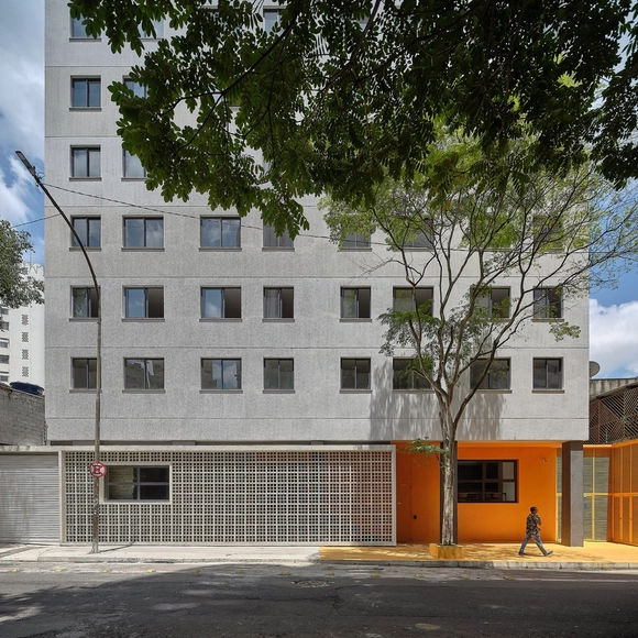 Edifício Soma / Andrade Morettin - Fotografia de Exterior, Apartamentos, Fachada, Porta
