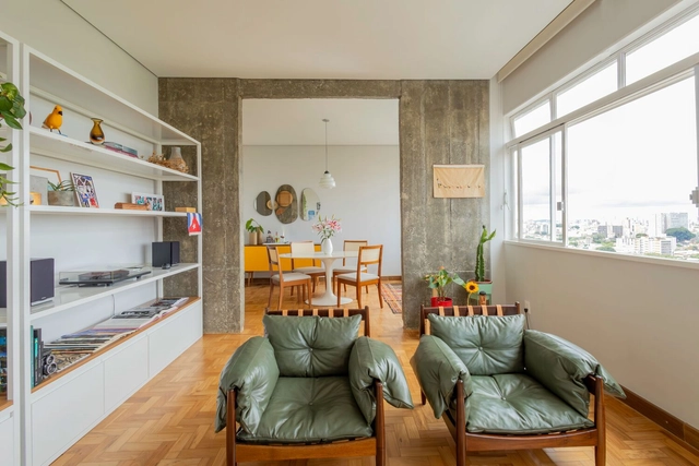 Apartamento Afonso Pena / Dobra Arquitetura - Fotografia de Interiores, Interiores De Apartamentos, Mesa, Cadeira