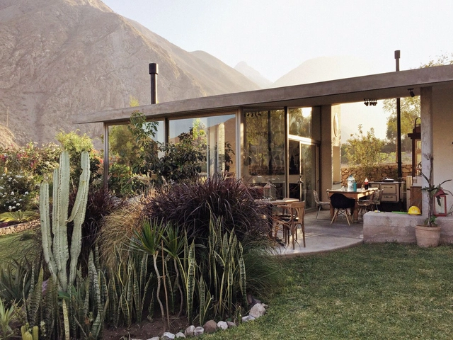 Casa en Cocachacra / Ghezzi Novak - Casas