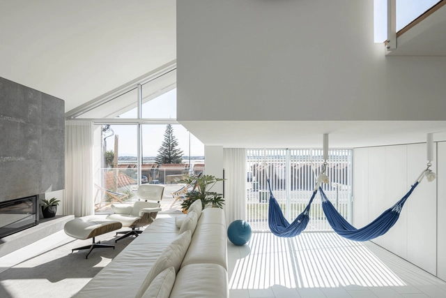 Casa Cor de Sal  / Rómulo Neto - Fotografia de Interiores, Casas, Escada, Mesa