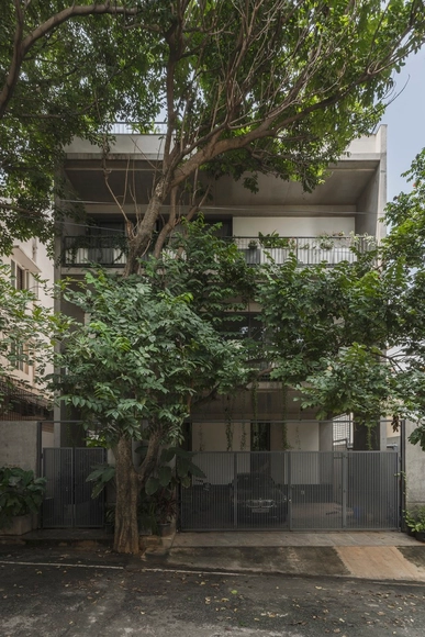 ANIKETANA House / KASA DESIGN COLLECTIVE - Houses