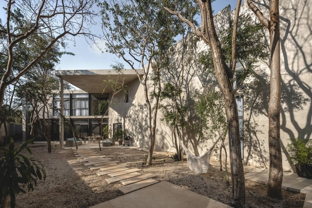 Zen House / Garrido Lizarraga Arquitectos - Houses