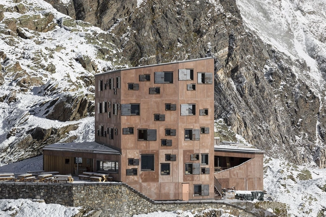 Refugio Petrarca Stettiner Hut / Area Architetti - Residencial