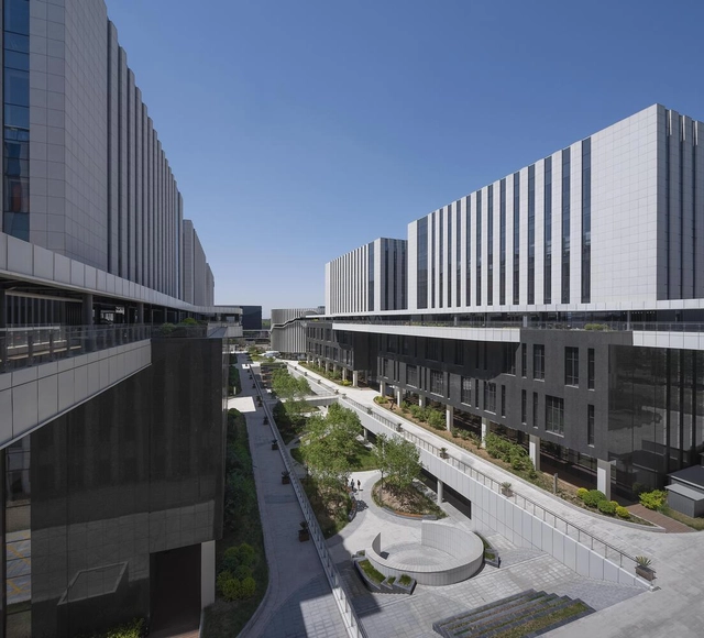 北京亦庄细胞治疗研发中试基地 / 北京市工业设计研究院 - 建筑图, 公共建筑, 表皮