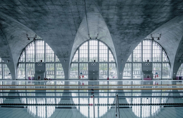 Sports Architecture: 13 Swimming Pool Designs in Contemporary Recreational Facilities - Featured Image