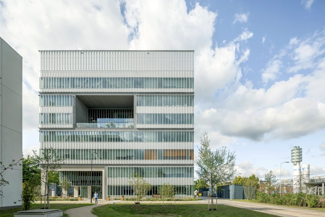 Marie Curie Office Building / Proof of the Sum - Exterior Photography, Commercial Architecture, Facade