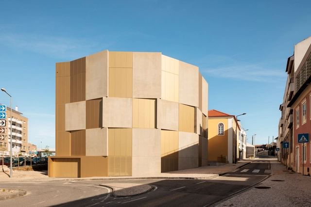 Housing Complex in Leiria / Bureau des Mésarchitectures - Housing