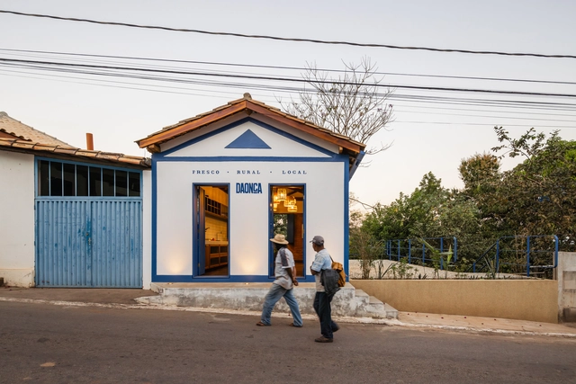 Onça Warehouse / Estudio Pedro Haruf - Exterior Photography, Commercial Architecture, Facade