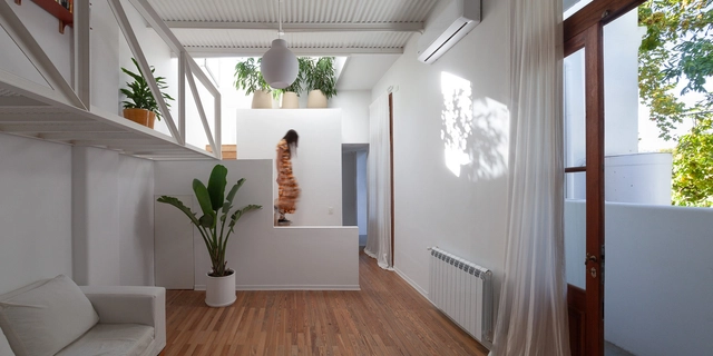 Casa Cucha Cucha / Nadia Donato + Juan Pablo Callegari - Casas