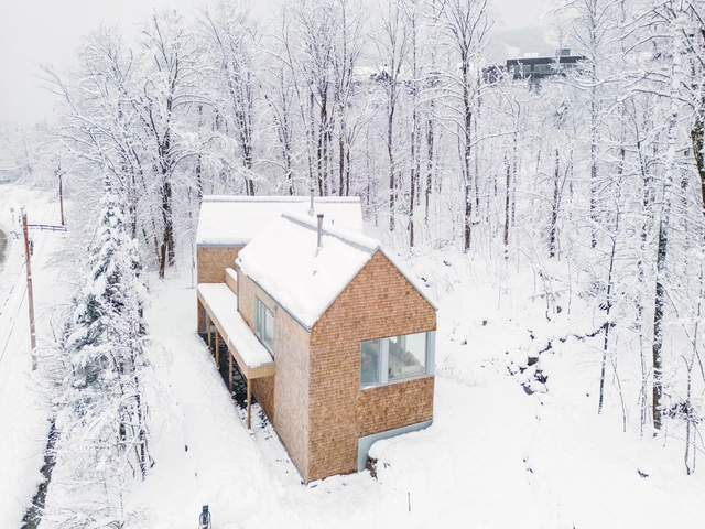 Les Frères Tino  House / Quinzhee Architecture - Drawings, Houses
