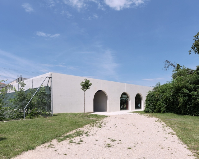 Centro Extracurricular Vaulx Milieu / STUDIO90 - Outros Edifícios