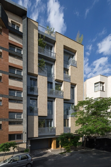 Apartamento #10 / Padiav Parth Architect - Fotografia de Exterior, Residencial, Fachada
