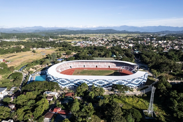 Estádio Ferdinand E. Marco / WTA Architecture and Design Studio - Fotografia de Exterior, Estádios