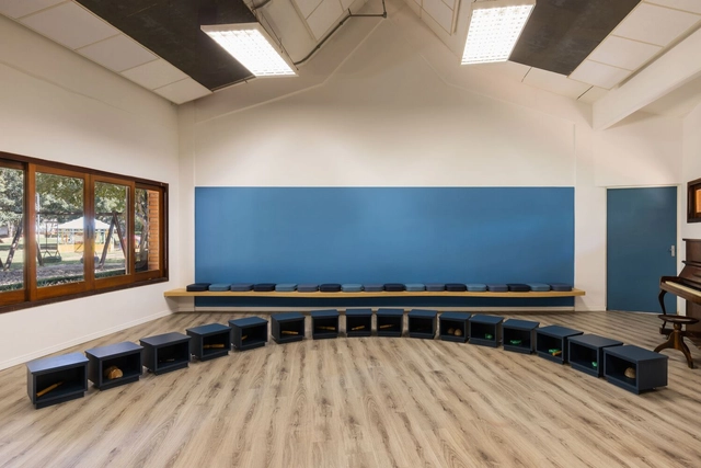 Reforma do Colégio Humboldt / Curva Arquitetura - Fotografia de Interiores, Renovação, Mesa