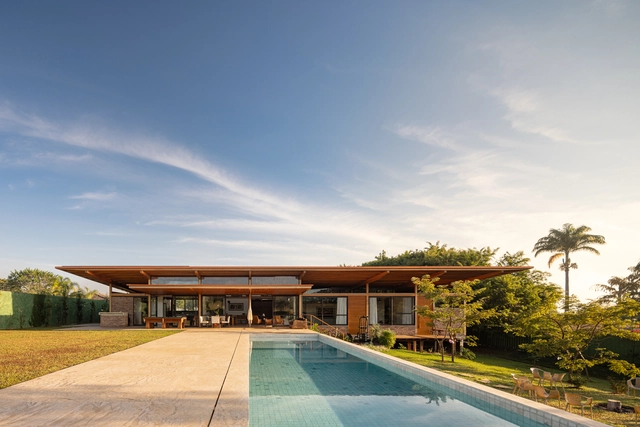 Casa Adriana / Fittipaldi Arquitetura - Casas