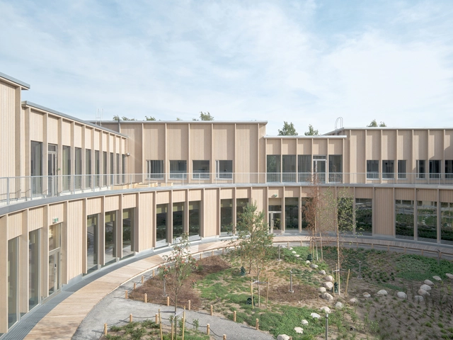 Maatulli School and Kindergarten / Fors Arkitekter + Arkkitehtuuri ja muotoilutoimisto Talli + Blomqvist Arkitektur - Exterior Photography, Kindergarten, Garden, Facade