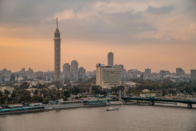 Cairo: A Mosaic of Contrasting Urban Narratives - Featured Image
