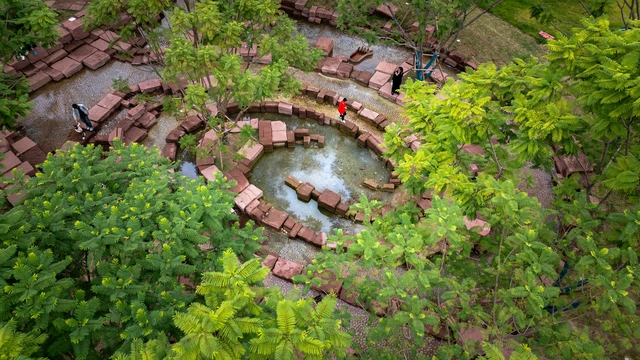 Xiaoliangtan Garden / West 8 - Landscape