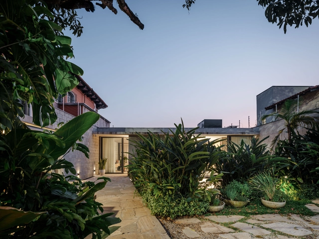Casa Morumbi / Terra e Tuma Arquitetos Associados - Fotografia de Exterior, Casas, Fachada