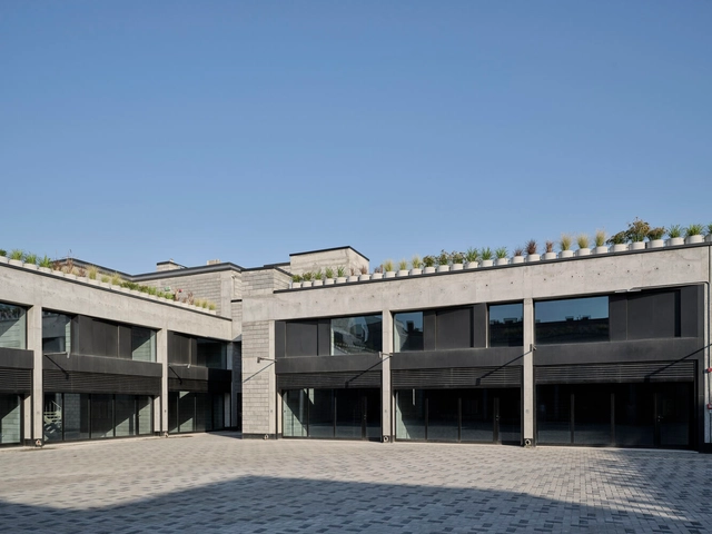 Plot 62 / TAEP/AAP - Exterior Photography, Retail , Facade