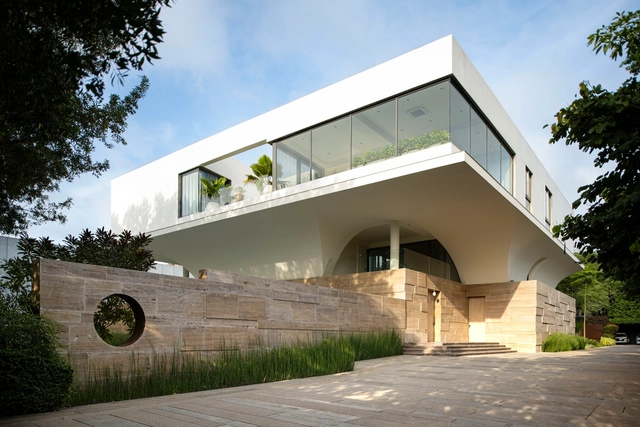 Residencia Priyam / Kiasma + A01 Architects - Casas