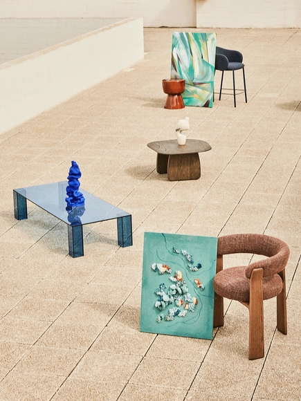 Democratizing Art and Redefining the Gallery Experience - Featured Image