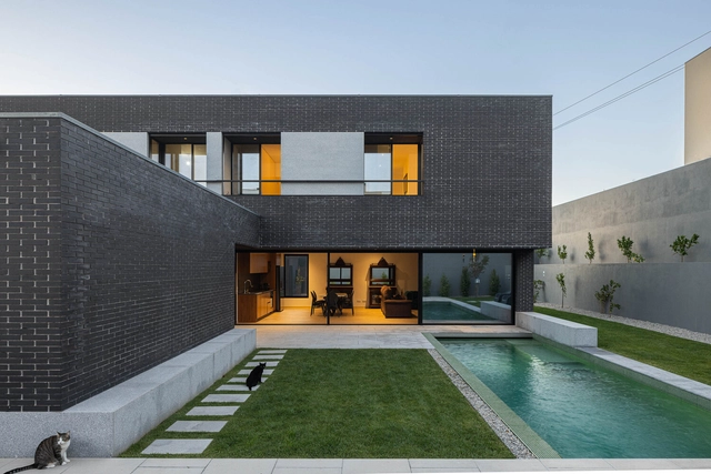 Casa LBlack / M2 Senos Arquitectos - Casas