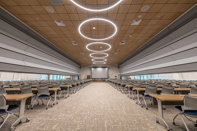 Achieving Precision in Flexible Design: The Path to 10,000 Vertically Folding Skyfold Walls - Featured Image