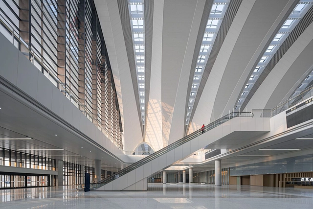 Nanchang East Station / gmp Architects - Transportation 