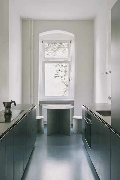 Plow Apartment / Studio Loes - Interior Photography, Apartment Interiors, Kitchen, Lighting, Countertop, Table