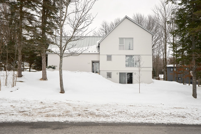 T+L Residence  / DESK architectes - Exterior Photography, Houses, Facade