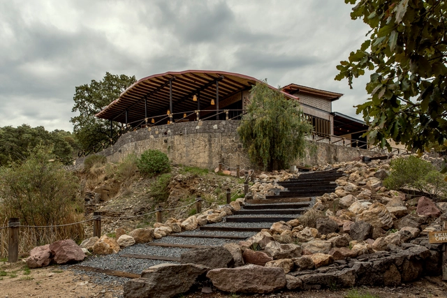 Restaurante El Jilguero / Contierra Bioarquitectyra Regenerativa - Restaurant