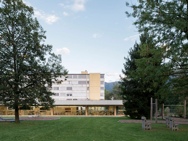 Jardín infantil en Locarno / cappelletti sestito architetti - Kindergarten