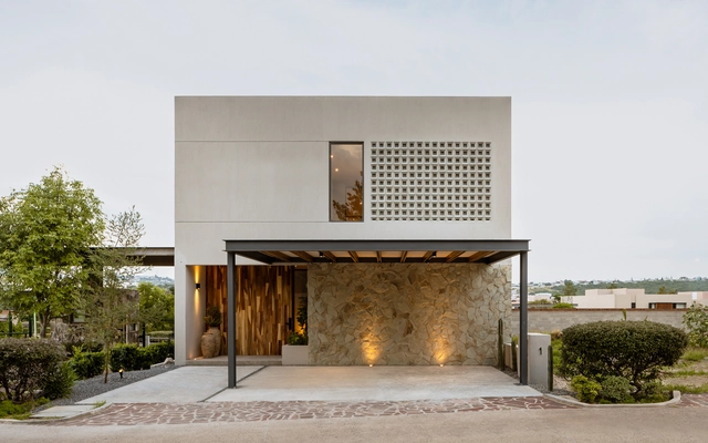 Casa UNO / Toru Arquitectos - Casas