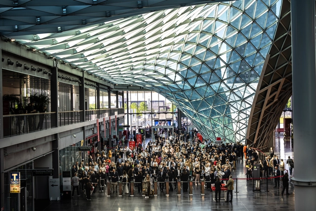Assessing the Impact: Salone del Mobile.Milano Releases Report on Its Economic Ecosystem - Featured Image