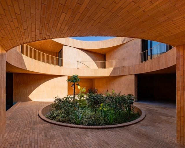 Dezful House / fundamental approach architects - Houses