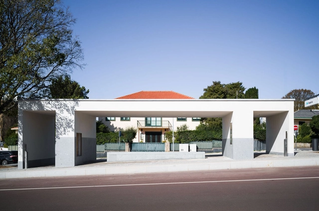 Bus-Metro Line Shelters for 'Boavista-Império / Álvaro Siza Vieira - Bus Station